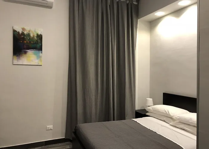 Caio Duilio Nocleg ze śniadaniem 3*